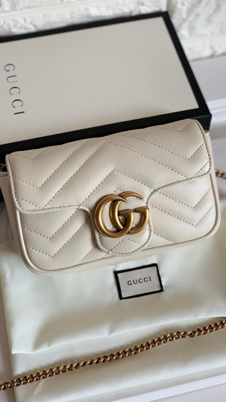 Gucci GG Marmont Super Mini Bag| White