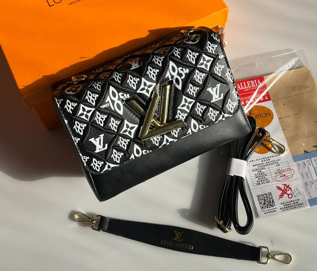 Louis Vuitton Twist MM
